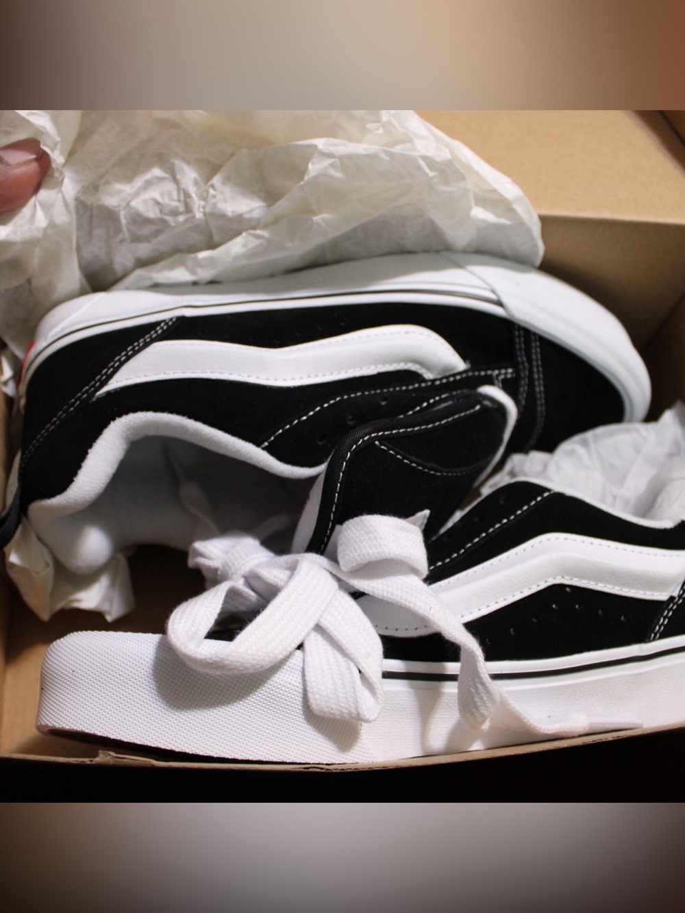 Vans Knu Skool Skate Shoe - Black / True White - Picture 8 of 8